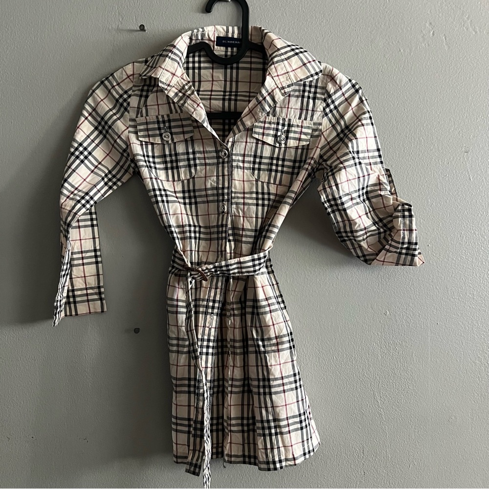 Burberry Beige Check Baby Girl Belted dress button down adjustable sleeves 5T